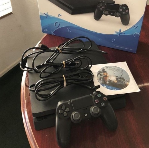 PlayStation 4